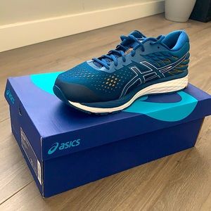 Brand: ASICS Model: Gel-Cumulus 21 Condition:used